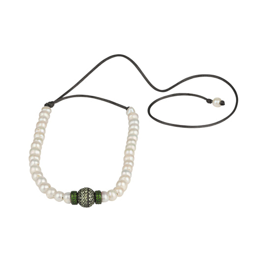 Elegant freshwater pearl necklace with peridot and diopside embellishments.